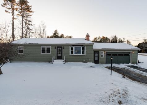 30 Sprucewood Road Auburn ME 04210