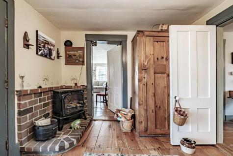 546 Paris Hill Road Paris ME 04281