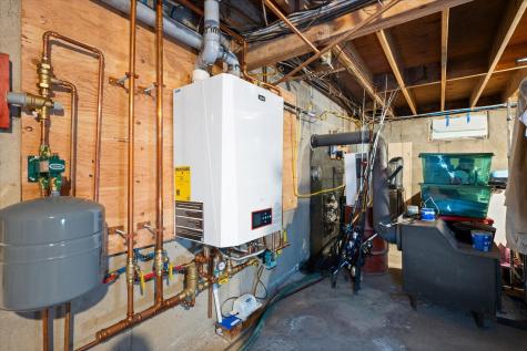 415 Monroe Road Hampden ME 04444