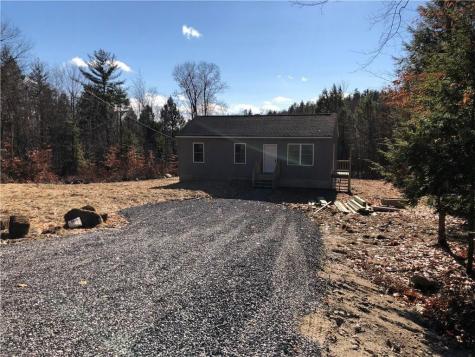 92 Burnell Road Naples ME 04055