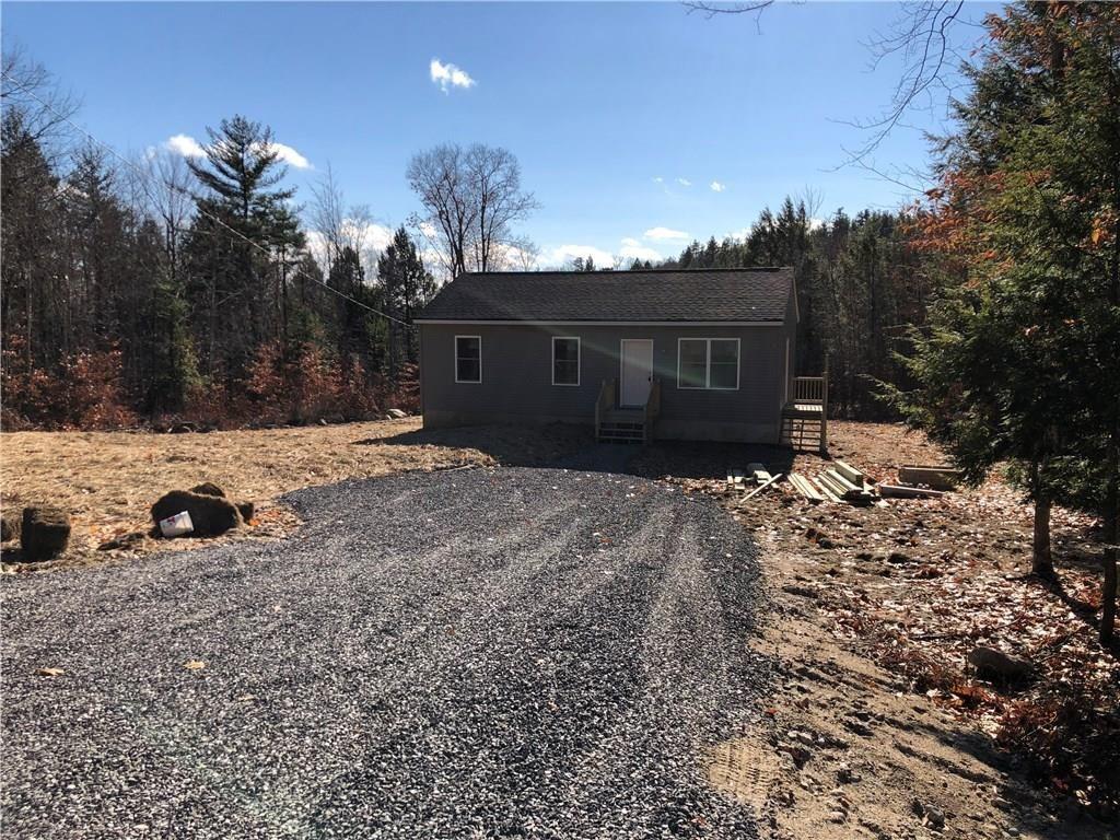 92 Burnell Road Naples ME 04055