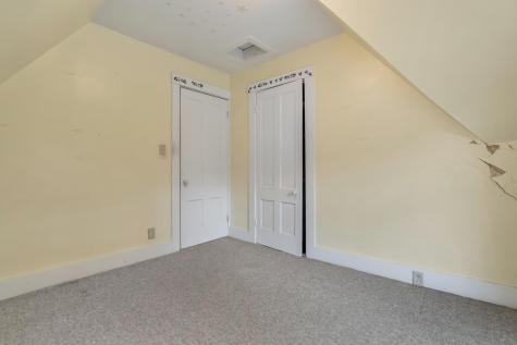 3 Harvard Street Auburn ME 04210