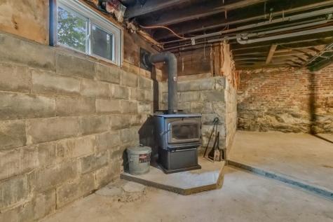 3 Harvard Street Auburn ME 04210