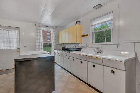3 Harvard Street Auburn ME 04210