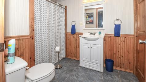 95 Harbor Road Naples ME 04055