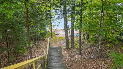 95 Harbor Road Naples ME 04055