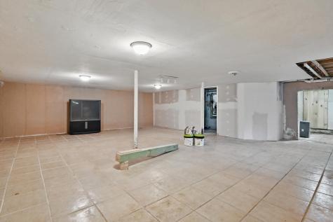 1691 Bangor Road Clinton ME 04927