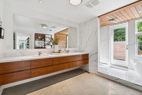 1200 Shore Road Cape Elizabeth ME 04107