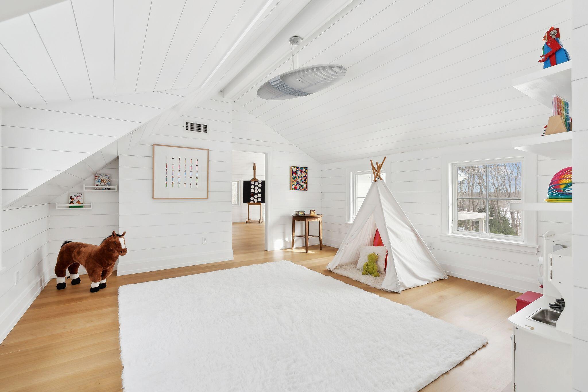 1200 Shore Road Cape Elizabeth ME 04107