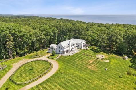 1200 Shore Road Cape Elizabeth ME 04107