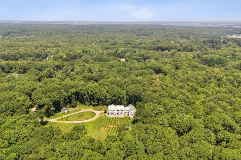 1200 Shore Road Cape Elizabeth ME 04107