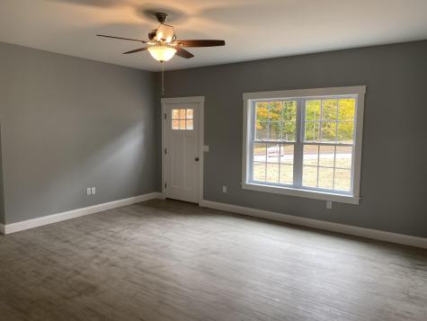 37 W Dartmouth Street Auburn ME 04210