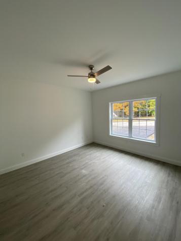 37 W Dartmouth Street Auburn ME 04210