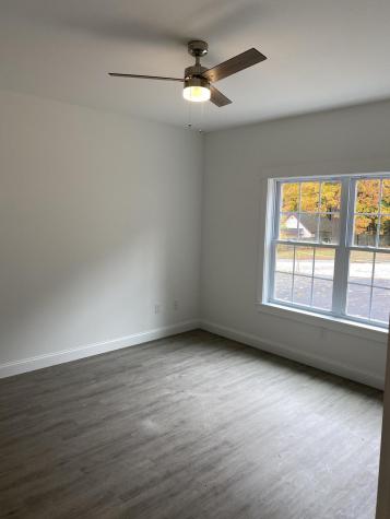 37 W Dartmouth Street Auburn ME 04210
