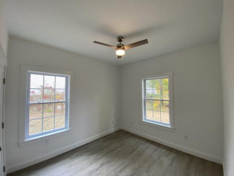 37 W Dartmouth Street Auburn ME 04210