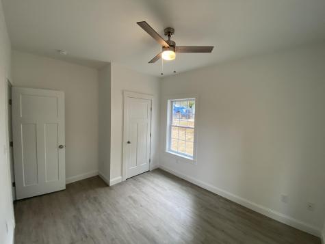 37 W Dartmouth Street Auburn ME 04210