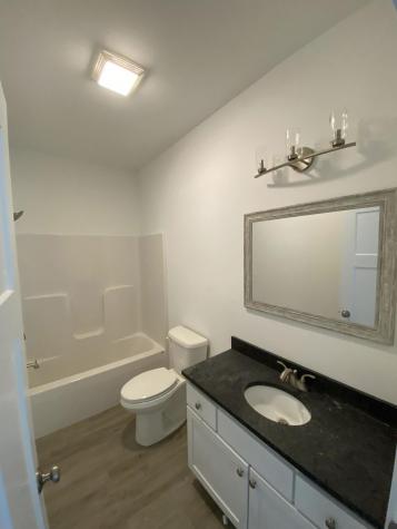 37 W Dartmouth Street Auburn ME 04210