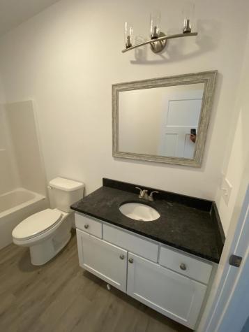 37 W Dartmouth Street Auburn ME 04210