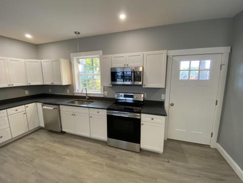37 W Dartmouth Street Auburn ME 04210