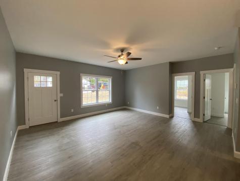 37 W Dartmouth Street Auburn ME 04210