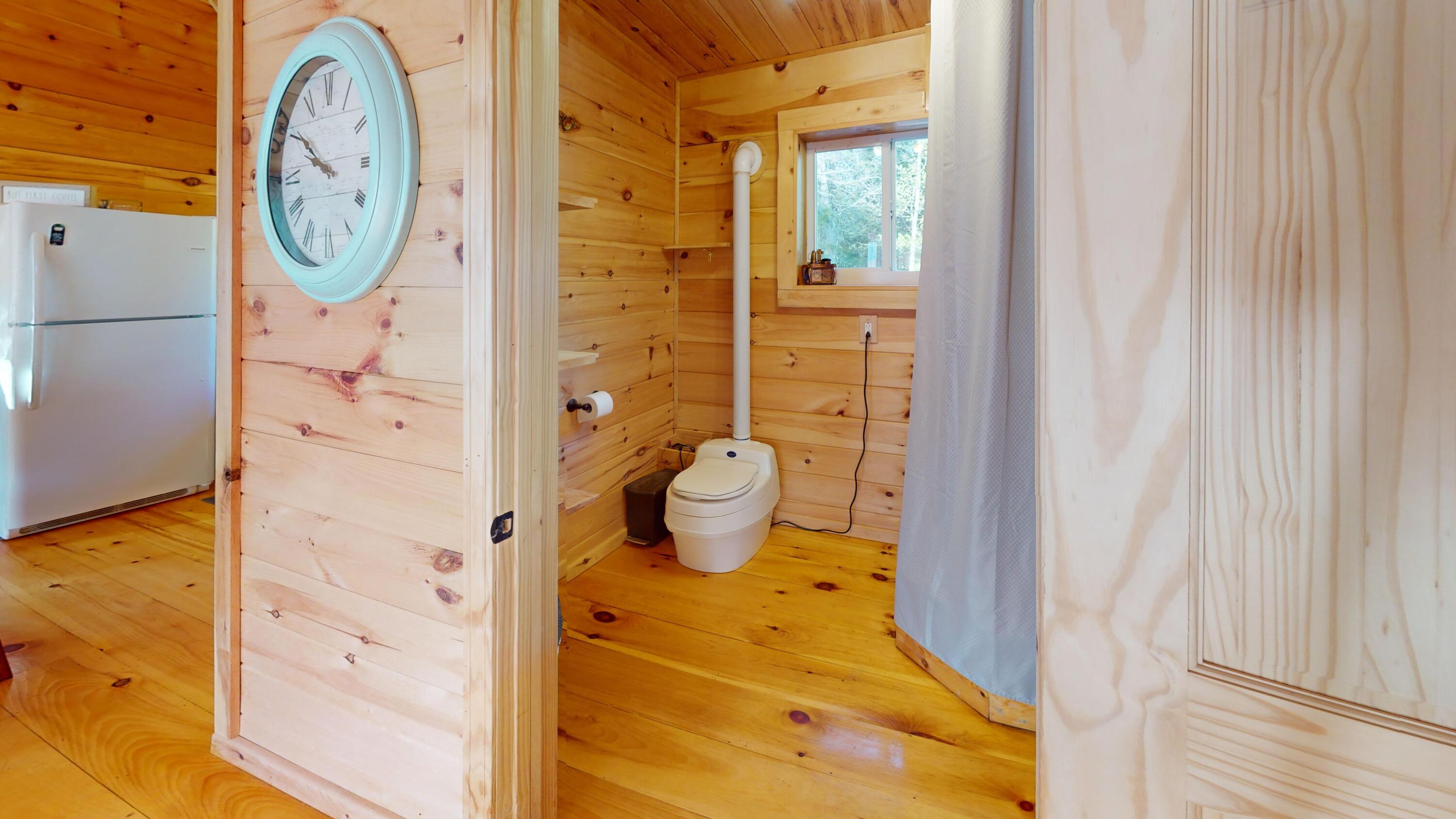 21 Angel Lane Medford ME 04463