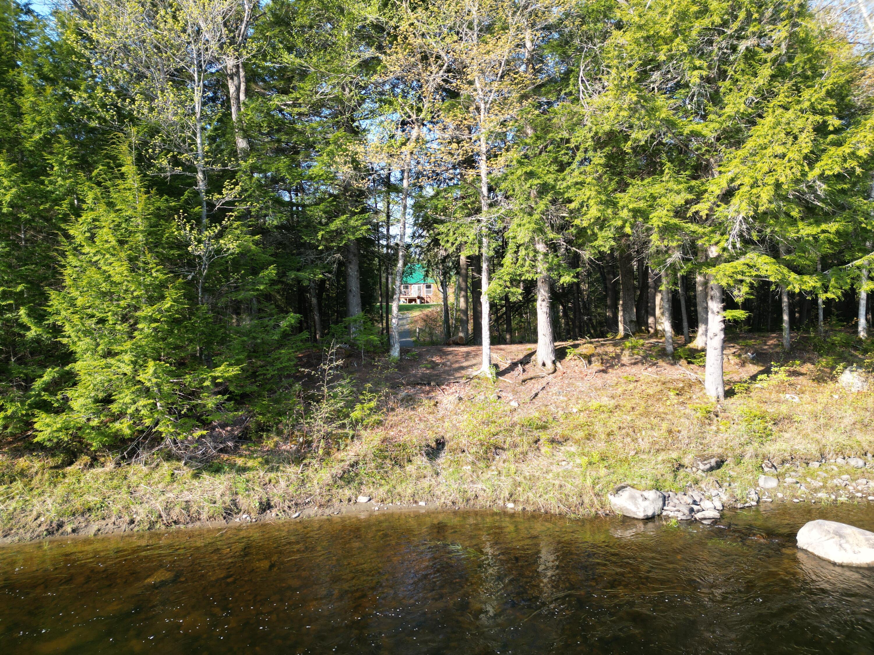 21 Angel Lane Medford ME 04463