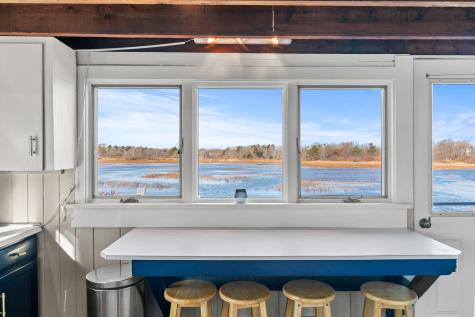 2 White Sands Lane Scarborough ME 04074