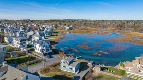 2 White Sands Lane Scarborough ME 04074