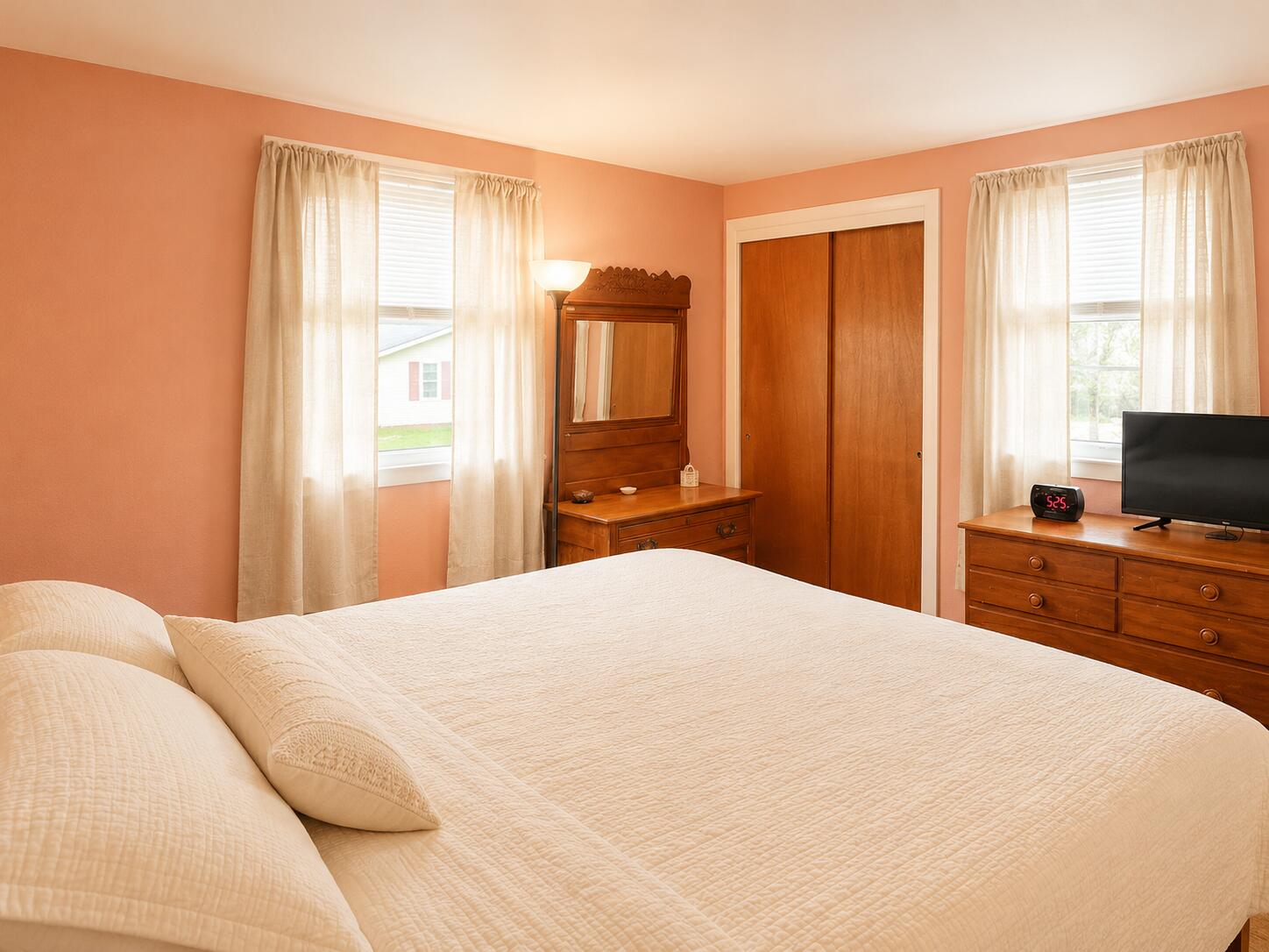 32 Lawn Avenue Gorham ME 04038