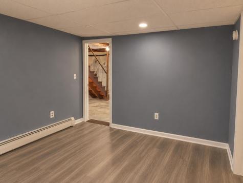 32 Lawn Avenue Gorham ME 04038