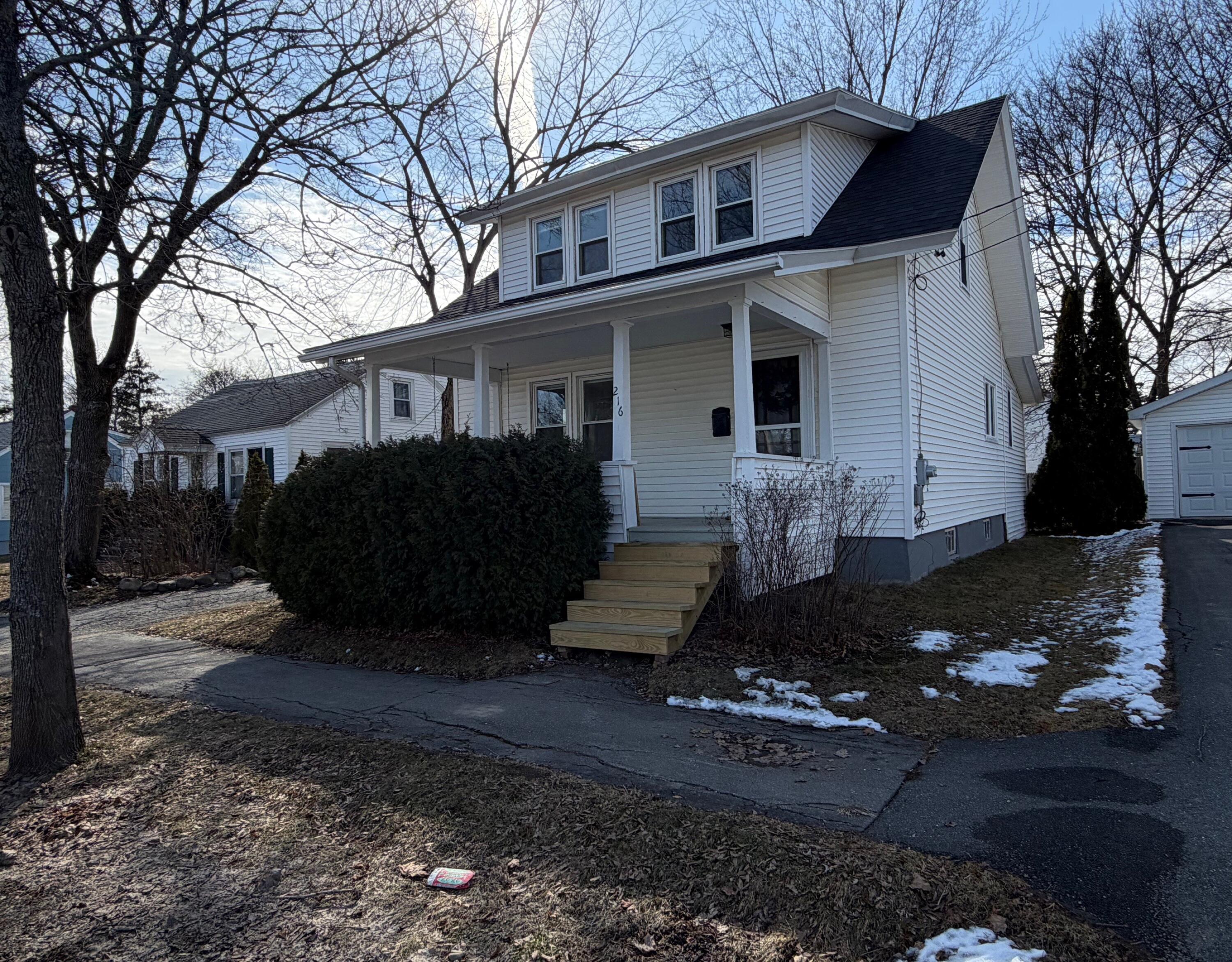 216 Fern Street Bangor ME 04401
