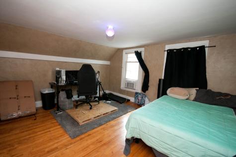 198 3rd Street Bangor ME 04401