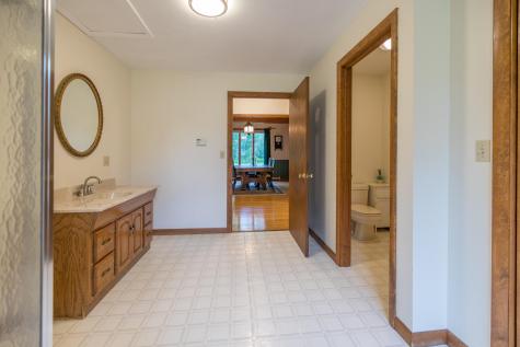 641 N Auburn Road Auburn ME 04210
