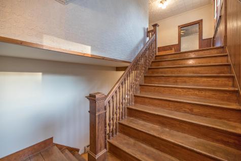 641 N Auburn Road Auburn ME 04210