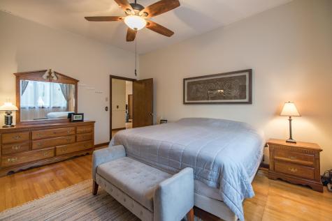 641 N Auburn Road Auburn ME 04210