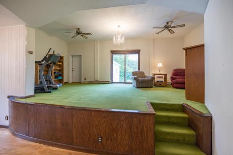 641 N Auburn Road Auburn ME 04210
