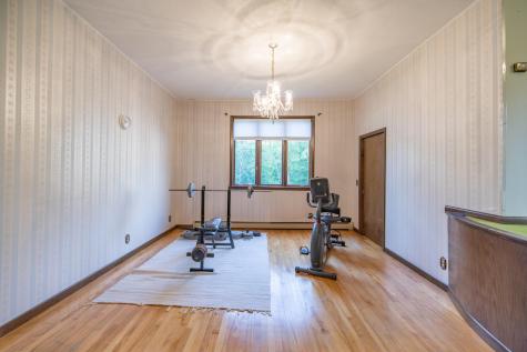 641 N Auburn Road Auburn ME 04210
