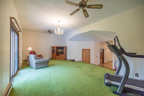 641 N Auburn Road Auburn ME 04210