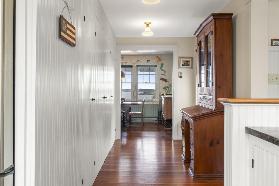 135 Shore Road Boothbay ME 04544
