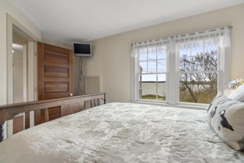 135 Shore Road Boothbay ME 04544