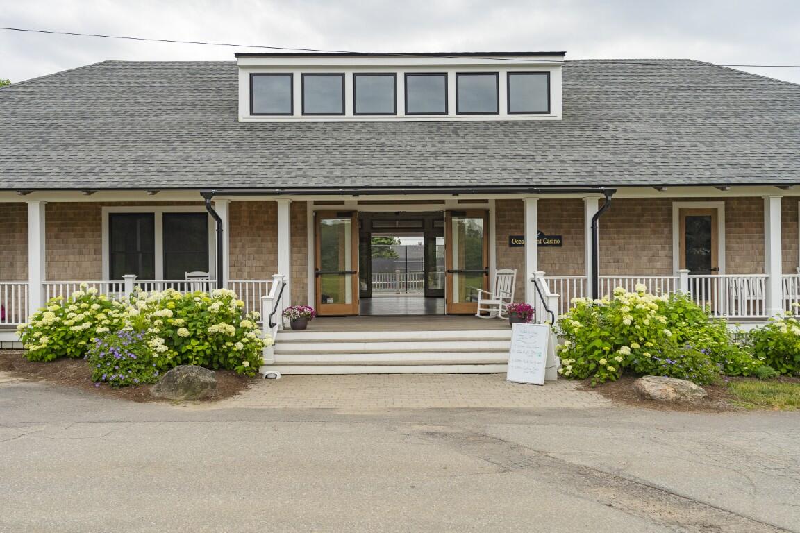 135 Shore Road Boothbay ME 04544