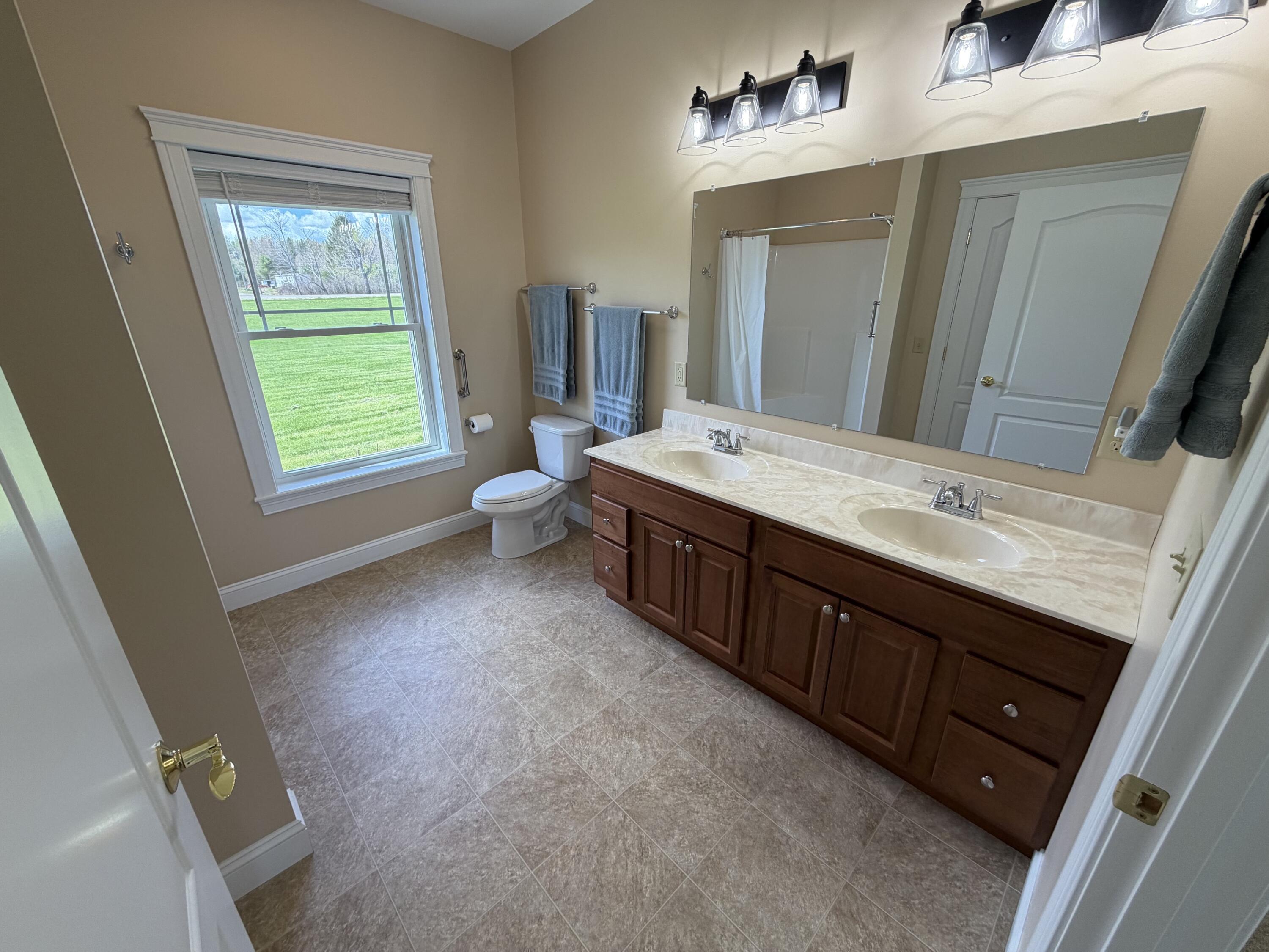 207 Corinth Road Hudson ME 04449