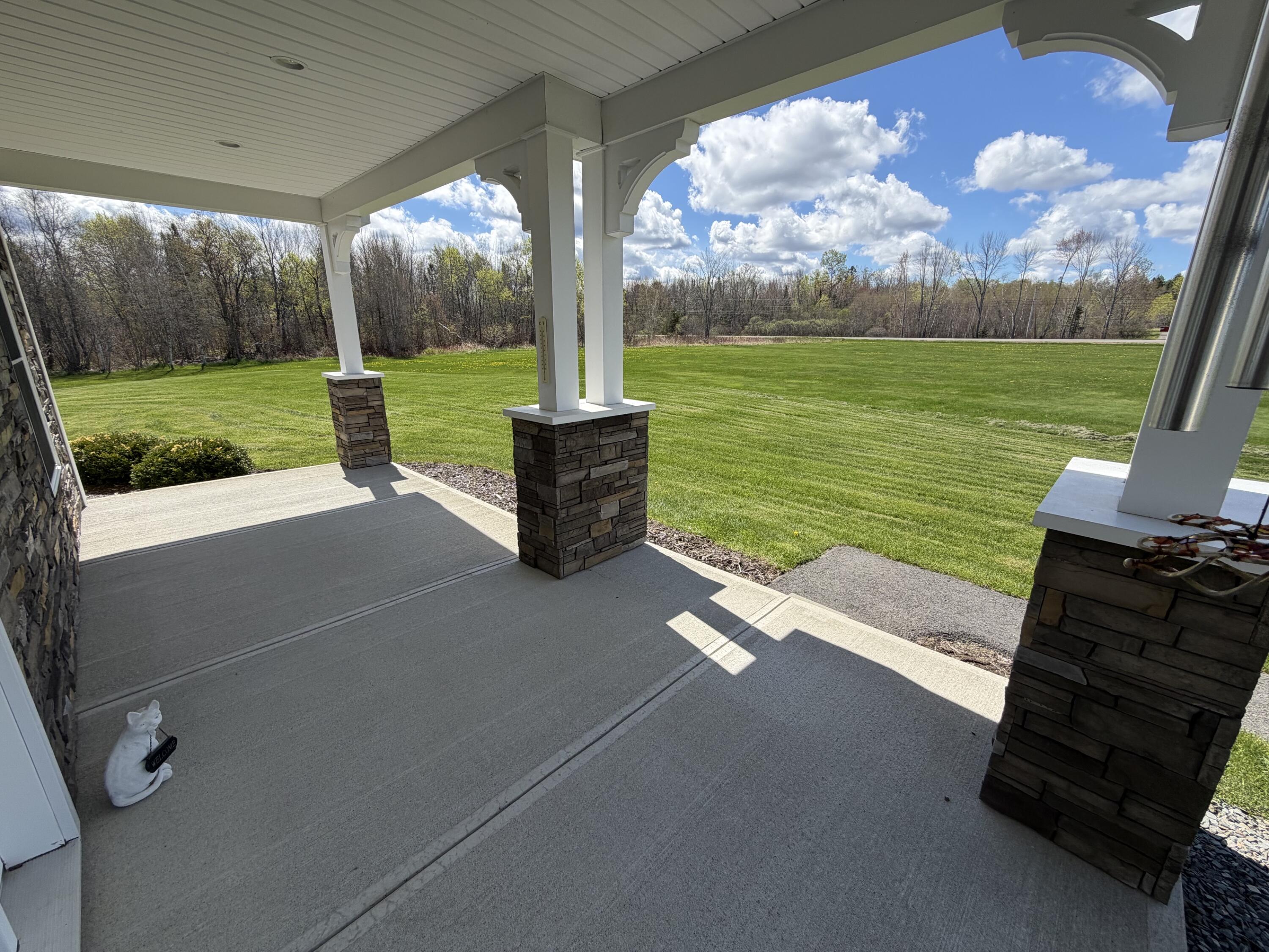 207 Corinth Road Hudson ME 04449
