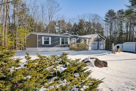 19 Woodlawn Circle Randolph ME 04346