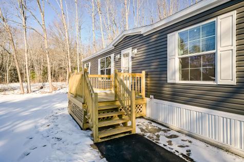 19 Woodlawn Circle Randolph ME 04346