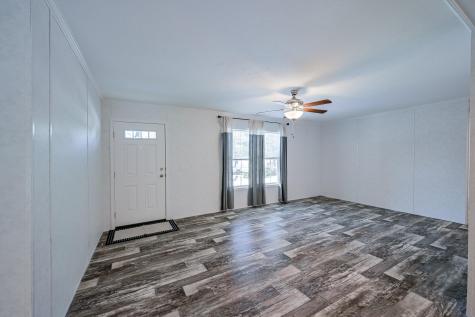 19 Woodlawn Circle Randolph ME 04346