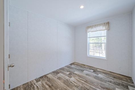 19 Woodlawn Circle Randolph ME 04346