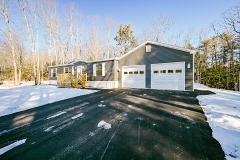 19 Woodlawn Circle Randolph ME 04346