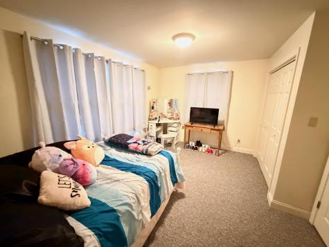 99 Deep Cove Road Raymond ME 04071