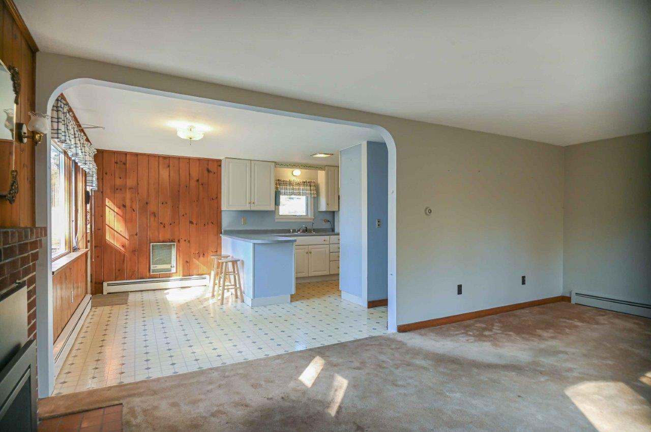 36 Governor Hill Road Eliot ME 03903